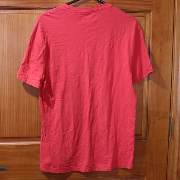 Penguin Red Surf Board Graphic Tshirt LG - Picture 6 of 7